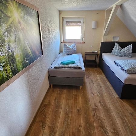 Haesselhof - 80Qm Ferienwohnung Im Zentrum Von Бад Либенверда Екстериор снимка