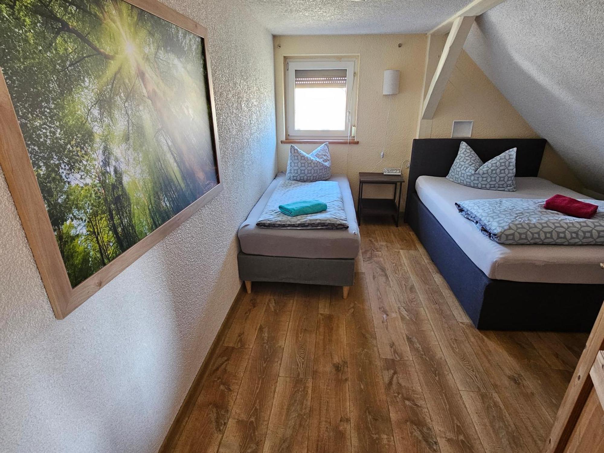 Haesselhof - 80Qm Ferienwohnung Im Zentrum Von Бад Либенверда Екстериор снимка